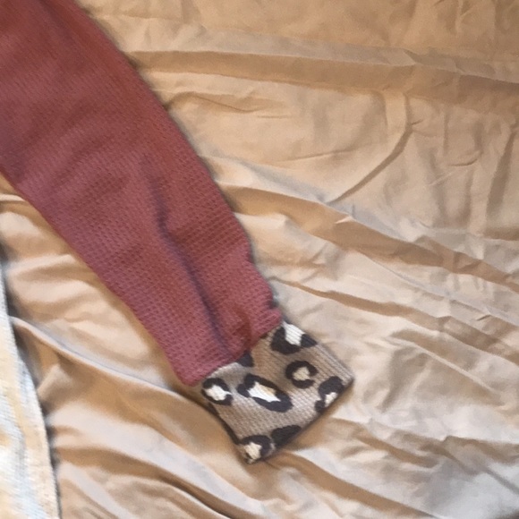 Leopard tan dark tan dustyrose ladies Large new w/tags soft light comfy CesFemme - Picture 7 of 7